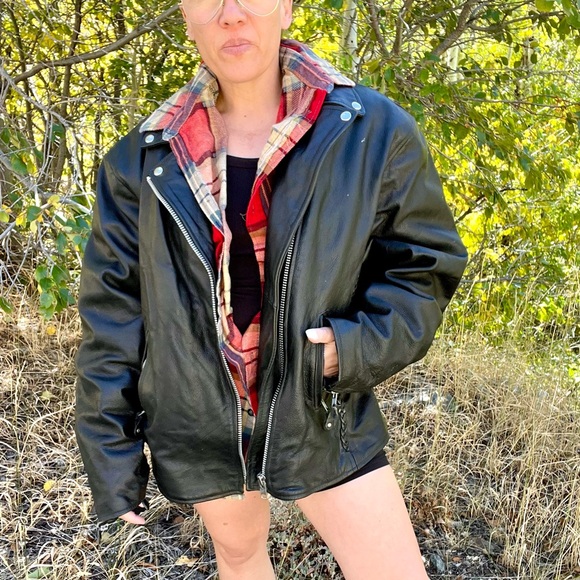 Vintage Retro Y2K Black Leather Motorcycle Riding Jacket With Removable Lining - Picture 3 of 12